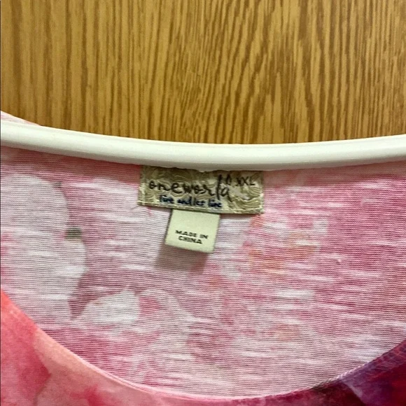 ONE WORLD Pink and Red Flutter Sleeve Blouse - Picture 6 of 15